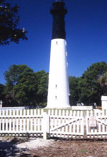 Hunting-Island-State-Park-Lighthouse
