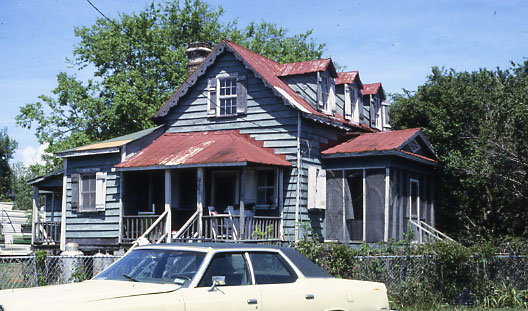 Hutchinson-House