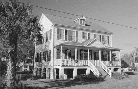 Sullivan's-Island-Historic-District