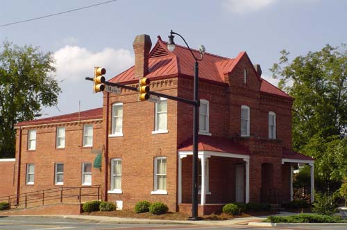 East-Main-Street-Historic-District