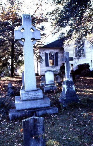 Saint-Davids-Episcopal-Church-and-Cemetery