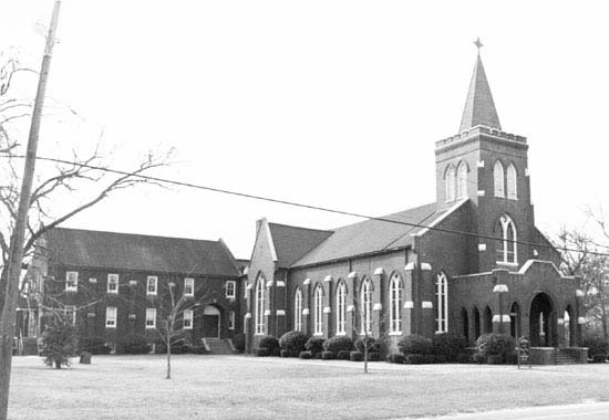 Leesville-College-Historic-District